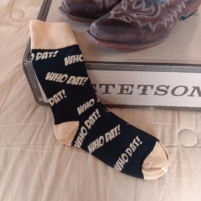 LADIES STETSON BOOTS AND SOCKS SIZE 10