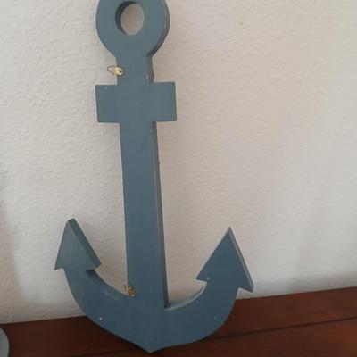 Wooden decorative lighthouse with wall hanging 4 peg-hook anchor Nautical