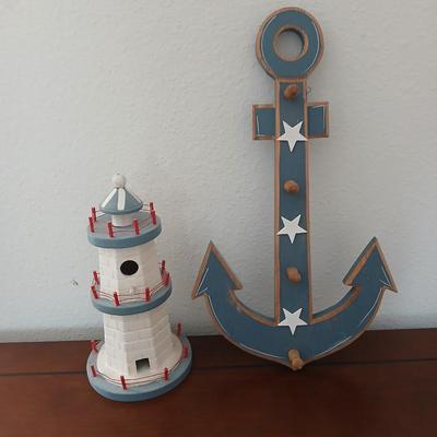 Wooden decorative lighthouse with wall hanging 4 peg-hook anchor Nautical