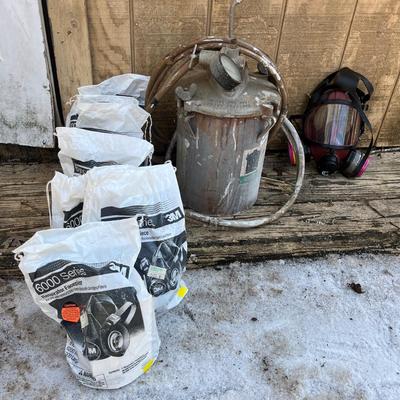 Sears Paint Tank, Aro 1/4” Air Ratchet plus 3M & Cabot Respirators (S-MG)