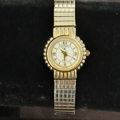 Nice Quartz Wrangler Watch -Women’s - Japan Movement