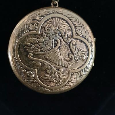 Large Victorian Revival Black Glass Cameo Locket Necklace Vintage Jewelry