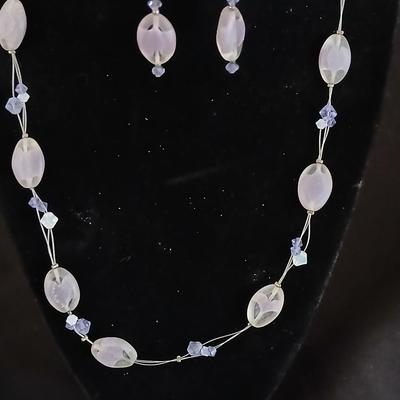 Vintage necklace with matching earrings Beautiful Jewlery