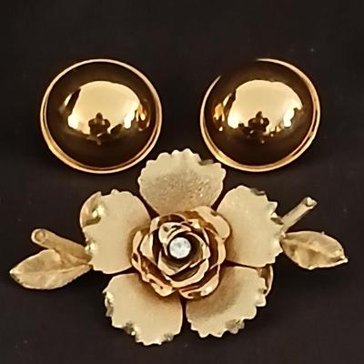 Vintage Coro brooch Pin Jewlery with Monet clip on earrings