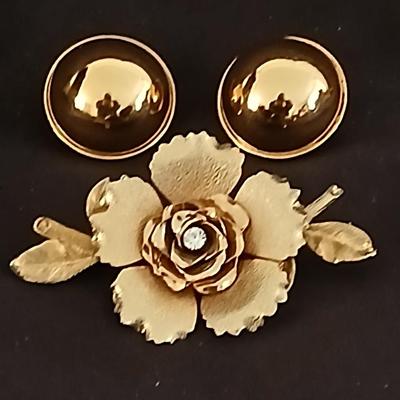 Vintage Coro brooch Pin Jewlery with Monet clip on earrings