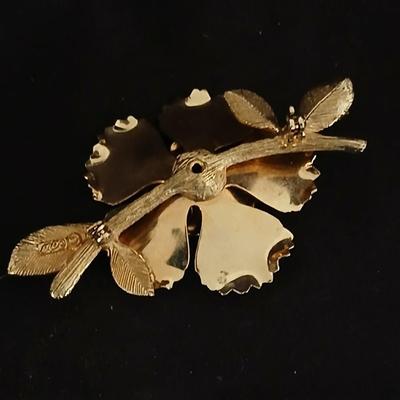 Vintage Coro brooch Pin Jewlery with Monet clip on earrings