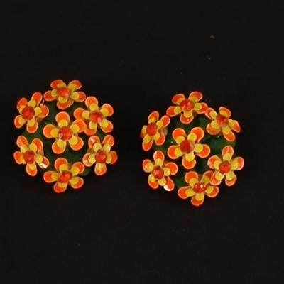 Vintage Enameled Metal Flower Brooch with matching clip-on earrings Vintage Jewlery