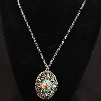 Vintage locket Poppy cameo Jewelry necklace with Antique painted deer bracelet