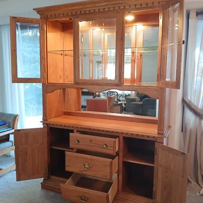 Richardson Brothers Company Lighted China Hutch