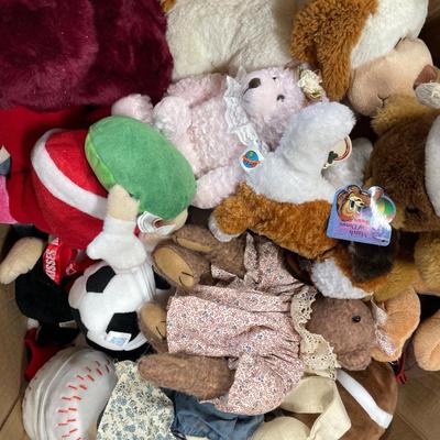 Box of misc stuffed animals