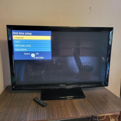 54 inch Panasonic Plasma HGTV Model TC54 PS14