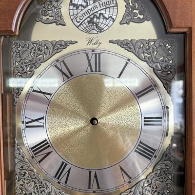 Westminster chimeTemps Fugit Grandmother Clock