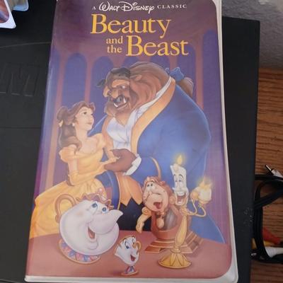 Samsung VHS Player with Disney VHS tapes & others