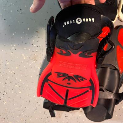 Dive & Scuba Gear (B2-RG)