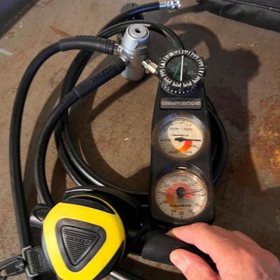 Dive & Scuba Gear (B2-RG)