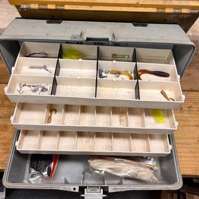 Fishing Tackle Boxes & Bait (B3-RG)