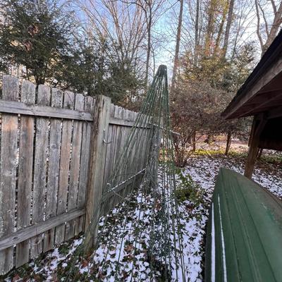 Pair of Metal Christmas Trees (Y-RG)