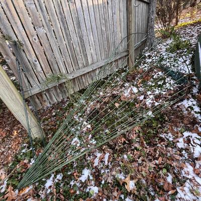 Pair of Metal Christmas Trees (Y-RG)