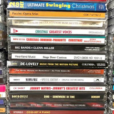 Lot of 191 CDs - Taylor Swift, Celine Dion, Barbara Streisand, Cher, Yanni, John Denver, Julio Iglesias