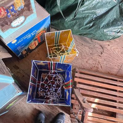 Chenille ‘Fergie Frog’ & More Christmas Lighted Yard Decor (S-RG)