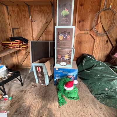 Chenille ‘Fergie Frog’ & More Christmas Lighted Yard Decor (S-RG)