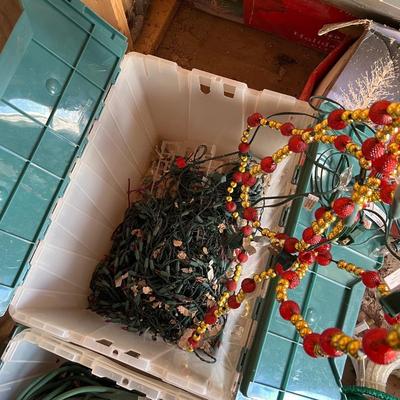 Huge Assortment of Christmas Lights Plus Storage Tubs & Extension Cords (S-RG)