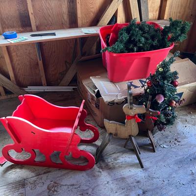 Garland, Reindeer Sled & More (S-RG)