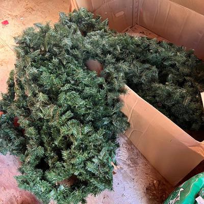 Garland, Reindeer Sled & More (S-RG)