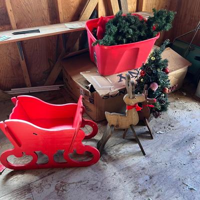 Garland, Reindeer Sled & More (S-RG)