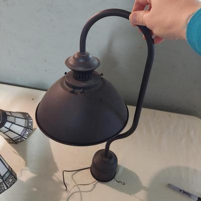 Two Overhead Lights (B1-BBL)