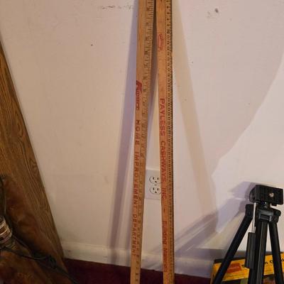 Yard sticks