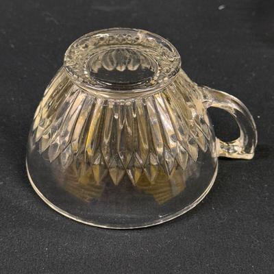 Several Glass Tea Cups and Small Plates (1050-DZ)