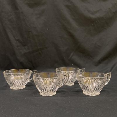 Several Glass Tea Cups and Small Plates (1050-DZ)
