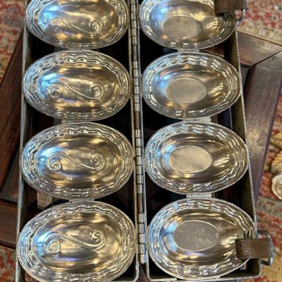 Vintage Chocolate Mold Metal Hinged German Easter Egg (4)