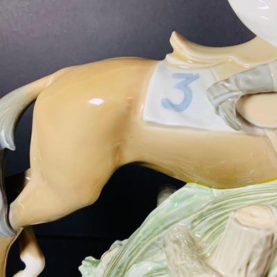 LOT:31: Rare Vintage Large Lladro "Jockey Mounted" Figurine