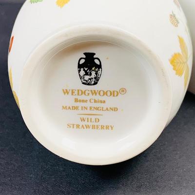 LOT:36: Floral Collection of Wedgwood China "Wild Strawberry" Vase, China Rose Baskets by Aynsley. Royal York and More
