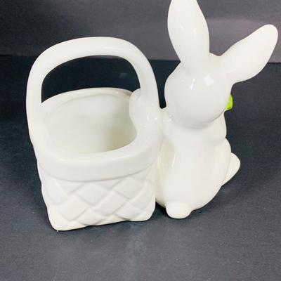 LOT 42: Lefton Rabbits, Dept 56 Chicks and Wooden Eggs, Fitz and Floyd Rabbit with Basket, Pendelfin Rabbits, Ceramic Baskets, Eggs and More