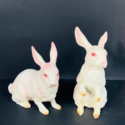 LOT 42: Lefton Rabbits, Dept 56 Chicks and Wooden Eggs, Fitz and Floyd Rabbit with Basket, Pendelfin Rabbits, Ceramic Baskets, Eggs and More