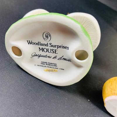 LOT:48: Franklin MInt Woodland Surprise Collection of Porcelain Figures - Bear, Mouse, Turtle, Fox, Frog