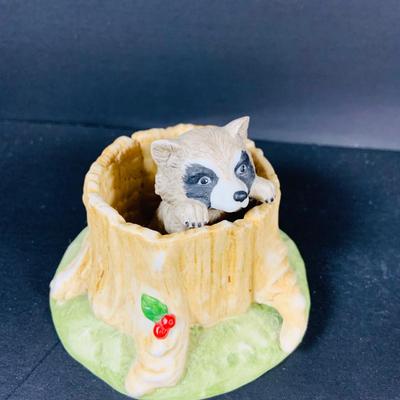 LOT:49: Franklin Mint Woodland Surprise Collection of Porcelain Figures - Beaver, Owl, Rabbit, Raccoon and Bluebird