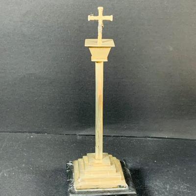 LOT:53: Medieval Coat of Arms, Don Quixote Metal Statue and Metal Ashtray, Miniature Alter Cross, Mini Brass Mortar and Pestle and a Thimble