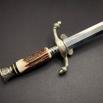 LOT 55: Soligen Germany Short Sword with Sheath