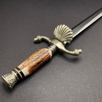 LOT 55: Soligen Germany Short Sword with Sheath