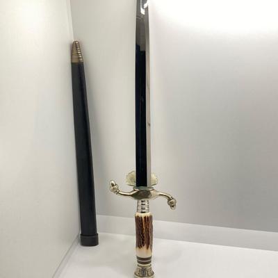 LOT 55: Soligen Germany Short Sword with Sheath