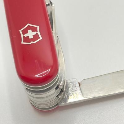 LOT 56: Swiss Army Knife (Victorinox) in Box and Recta Switzerland Compass in Packaging
