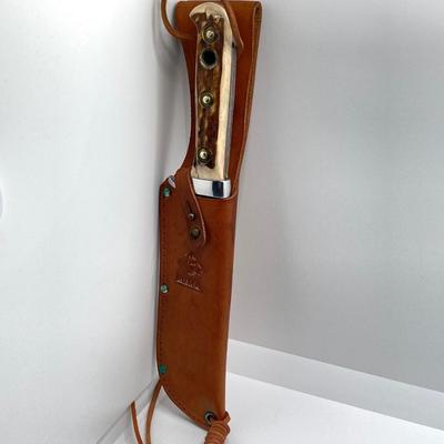 LOT 58: Pair of German Puma Knives - 6377 White Hunter with Leather Sheath and Puma 270 Lock Back Folding