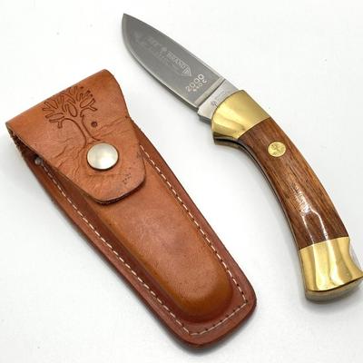LOT 62: Boker Soligen Germany Tree Brand Classic 2000 440C Folding Knife with Leather Sheath