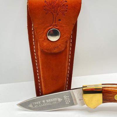 LOT 62: Boker Soligen Germany Tree Brand Classic 2000 440C Folding Knife with Leather Sheath