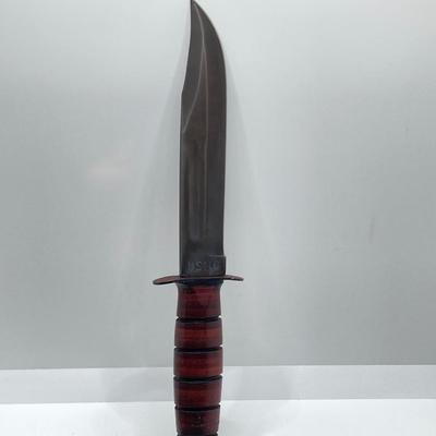 LOT 69: Ka-Bar U.S.M.C. Fighting Knife with Leather Sheath in Original Box