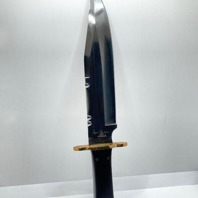 LOT 70: Patrick Henry Bowie Knife and Sheath in Original Box